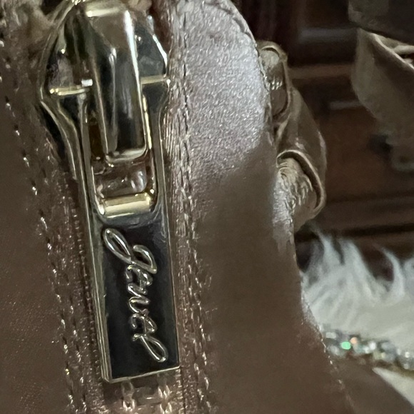 New with Box-Jewel Badley Mischka Shoes Size 7 - Picture 9 of 11